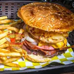 Hamburguesa Hawaiana