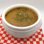 Consomé de carne