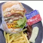 X-TRIPLO com abacaxi