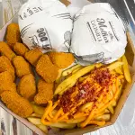 Caixa dupla + nuggets