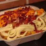 BATATA COM CHEDDAR E BACON