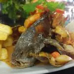 Chita en Salsa de Mariscos