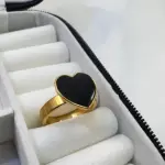 Anillo corazon negro