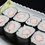 Sushi kani maki