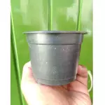 Maceta plástica pequeña