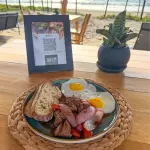 Desayuno Lomo con huevos