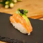 NIGIRI UND