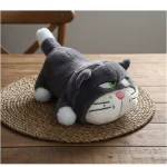 Peluche lucifer acostado