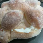 Pan de muerto relleno