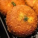 Bolinho de Queijo