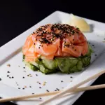 Sunomono salmão