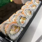 Uramaki dragon camarão 10 peças