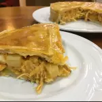 TORTA DE FRANGO COM PALMITO