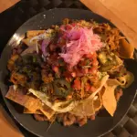 LA COCHINITA Y SUS NACHOS