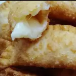 Pastel de queijo com cream cheasse