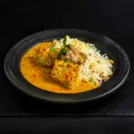 PESCADA AMARELA AO MOLHO DE MOQUECA