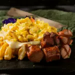 Waffle de Pandeyuca con Salchicha