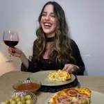 2 PIZZAS G +REFRI