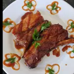 Costelinha suína com barbecue