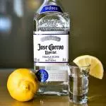 TEQUILA JOSE CUERVO CHUPITO