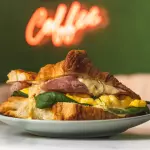 Croissant de pernil