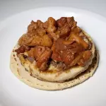 PELLIZCADA DE CHICHARRÓN SALSA VERDE