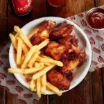 Papas fritas con 4 Alitas