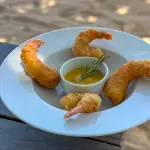 CAMARÃO CROCANTE NA TAPIOCA