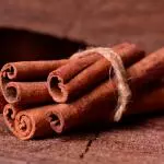 60 Canela em Pau