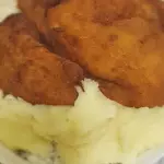 Frango à Milanesa com Purê