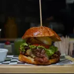 ELIGE TU BURGER PREFERIDA