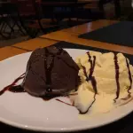 Petit Gateau com Sorvete
