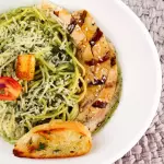 *Pasta al Pesto con pollo al grill