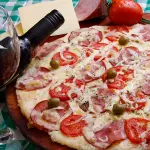 Pizza Pequena (04 Fatias)