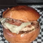 BURGER POLLO