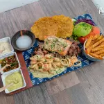 Picada mar y tierra
