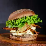 HAMBURGUER DE CORDEIRO