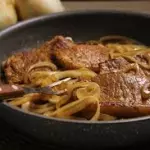Bife Acebolado
