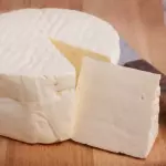 Queijo frescal APROX 380g