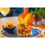 Tartar de atum com abacate