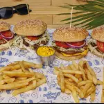 Paquete familiar🍔🍔🍔🍔🍟🍟