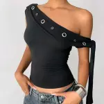 Blusa negra asimetrica
