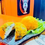 SAKE sushi burger