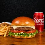 116 Salada +Fritas+coca Lata