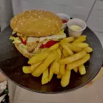 HAMBURGUESA DE PECHUGA A LA PLANCHA
