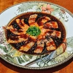 Carpaccio de salmão ao molho de ostra (10 unid)