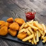 Papas Fritas + 5 Nuggets