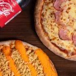 02 Pizzas + 01 Refrigerante 1,5lt