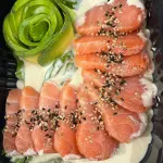 Tiradito de salmón