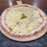 PIZZAS MEIA-MEIA + PEPSI